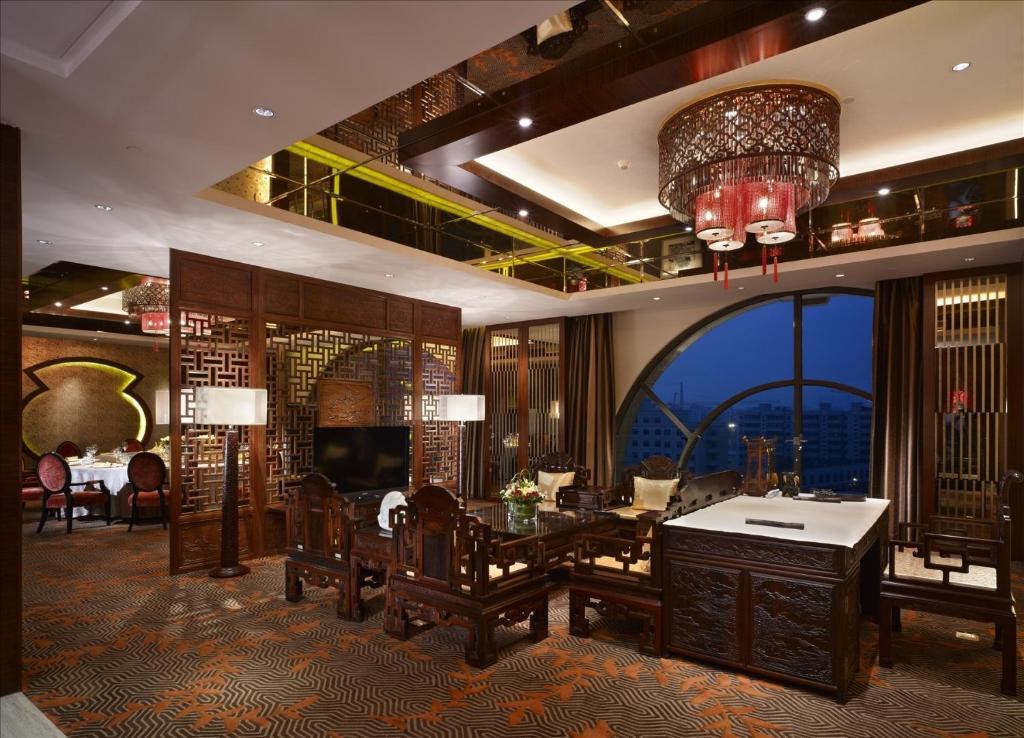 Sovereign Hotel Zhanjiang Εξωτερικό φωτογραφία