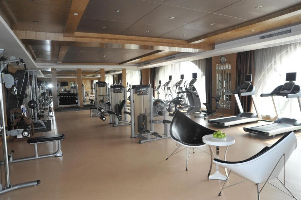 Sovereign Hotel Zhanjiang Εξωτερικό φωτογραφία