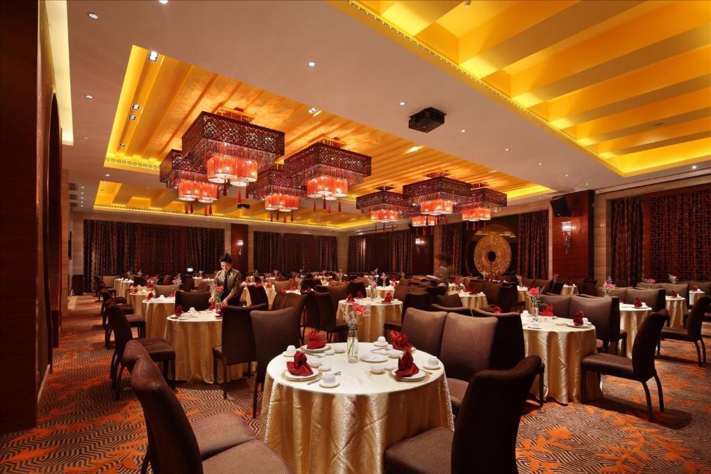 Sovereign Hotel Zhanjiang Εξωτερικό φωτογραφία