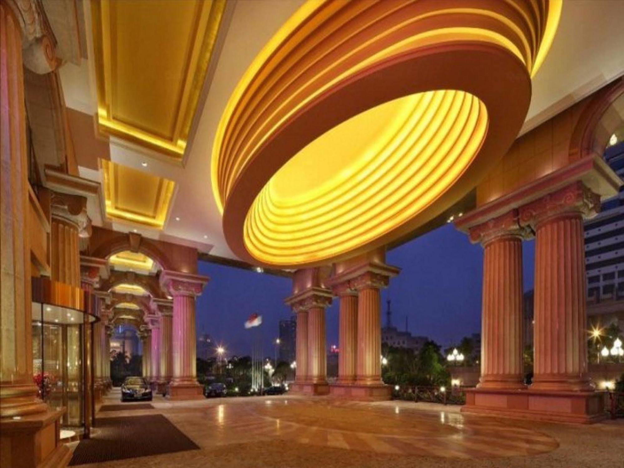 Sovereign Hotel Zhanjiang Εξωτερικό φωτογραφία